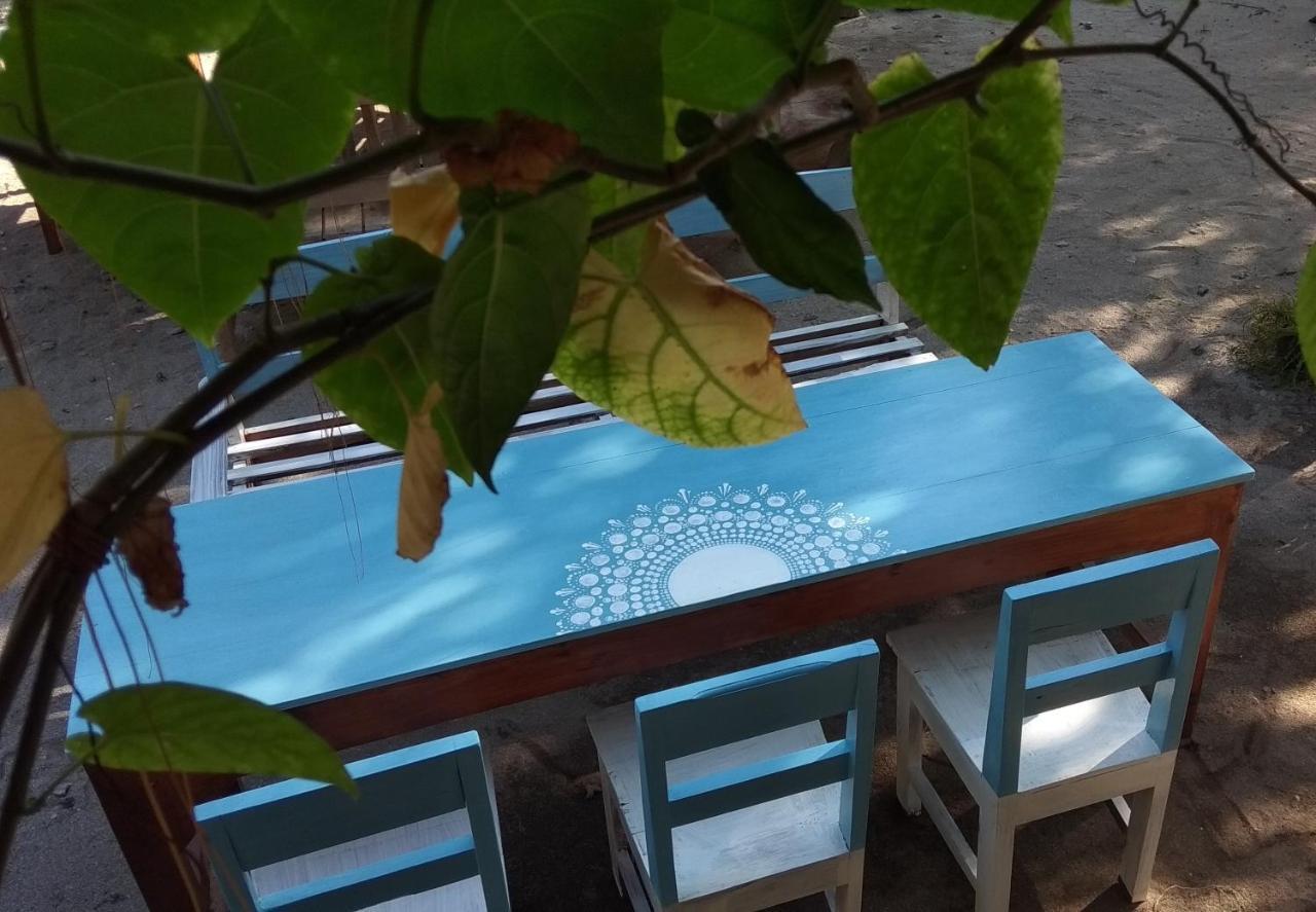Harry'S Ocean House Watukarung Homestay Kalak Εξωτερικό φωτογραφία