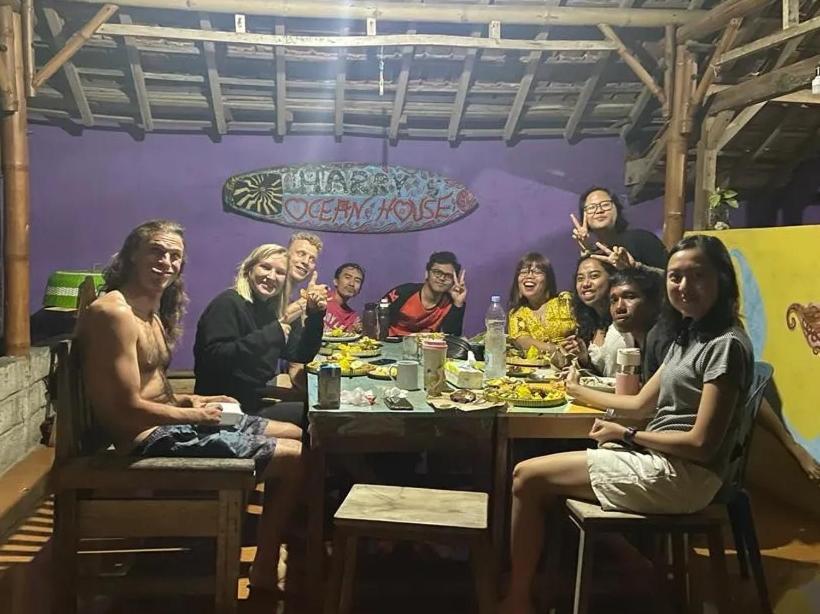 Harry'S Ocean House Watukarung Homestay Kalak Εξωτερικό φωτογραφία